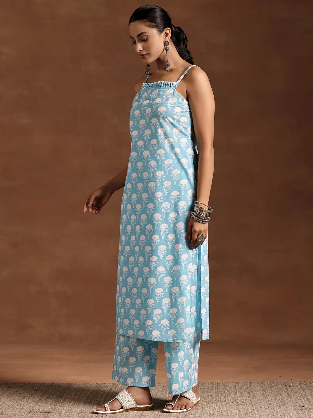 BHAYLI'S FLORAL PRINT BLUE KURTA SET