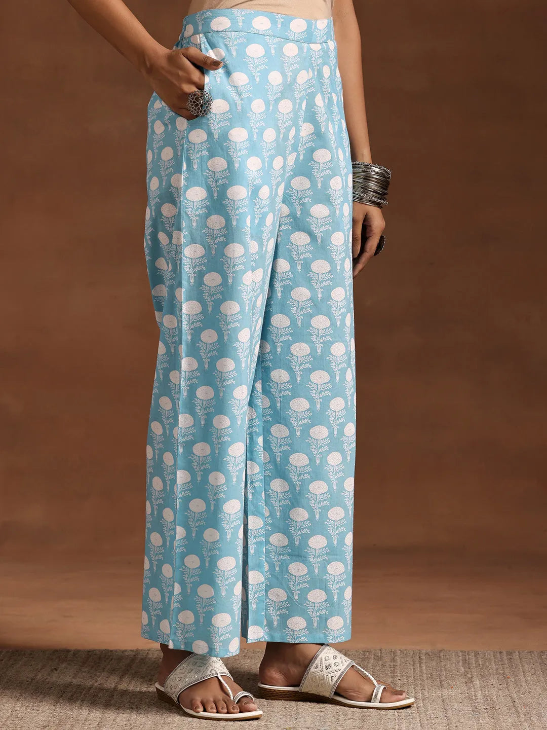 BHAYLI'S FLORAL PRINT BLUE KURTA SET