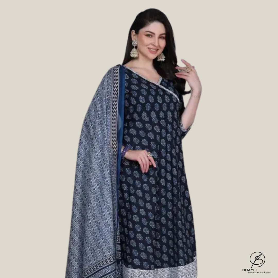 BHAYLI'S SAPPHIRE CHARM KURTA SET