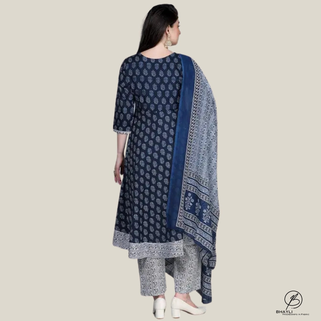 BHAYLI'S SAPPHIRE CHARM KURTA SET