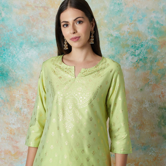 BHAYLI'S FOIL PRINTED GLAM STRAIGHT KURTA