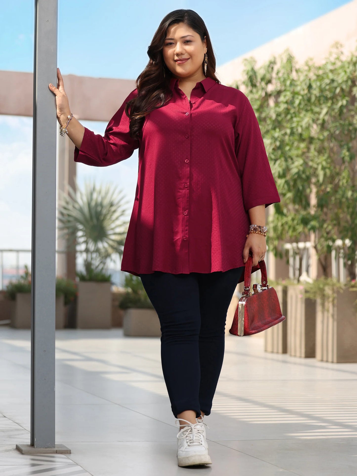 BHAYLI'S PLUS SIZE MAROON SOLID RAYON STRAIGHT KURTI