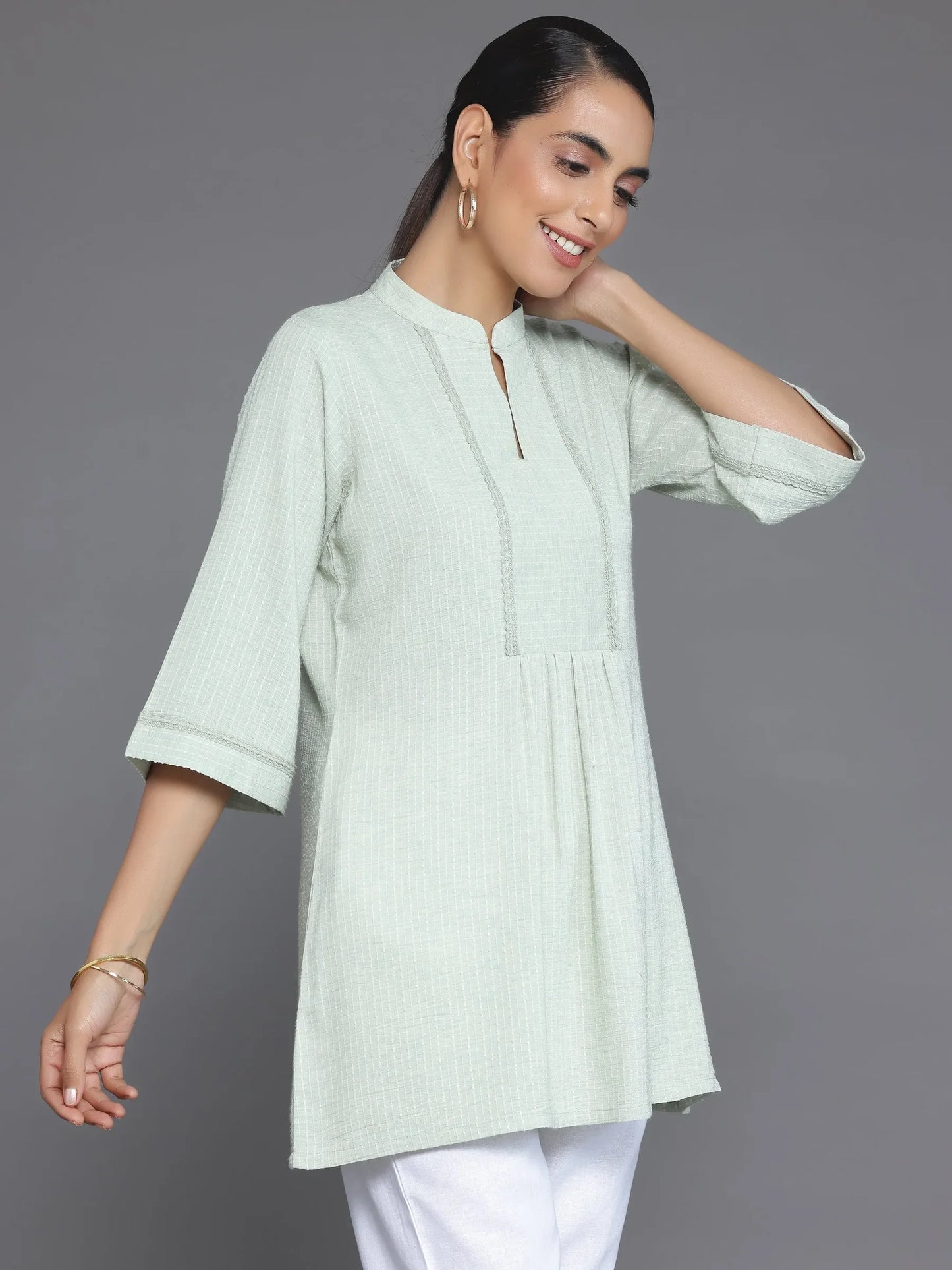 BHAYLI'S LACE DETAIL GREEN COTTON BLEND STRAIGHT KURTI