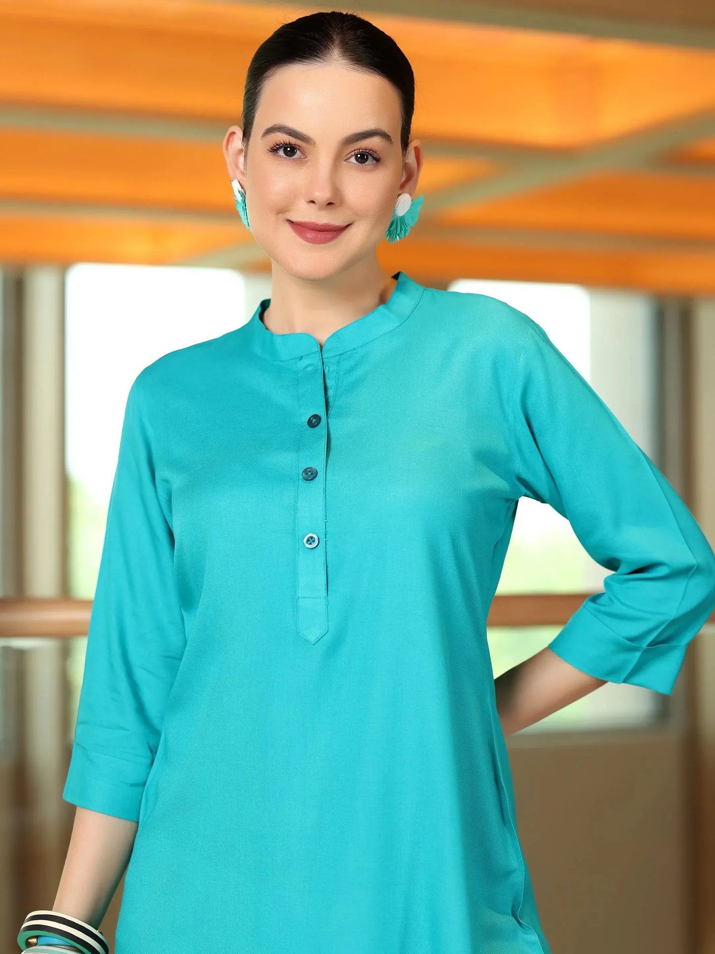BHAYLI'S SOLID RAMA RAYON STRAIGHT TUNIC