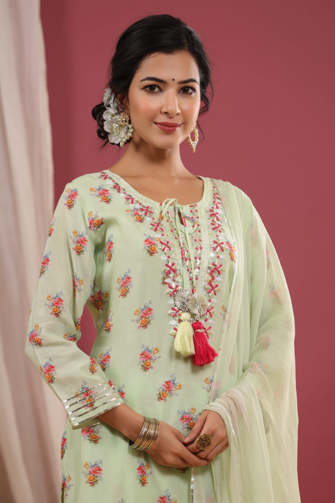 BHAYLI'S FLORAL SHARARA SET